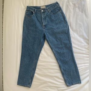Everlane The Curvy ‘90s Cheeky Straight Jean Organic Cotton